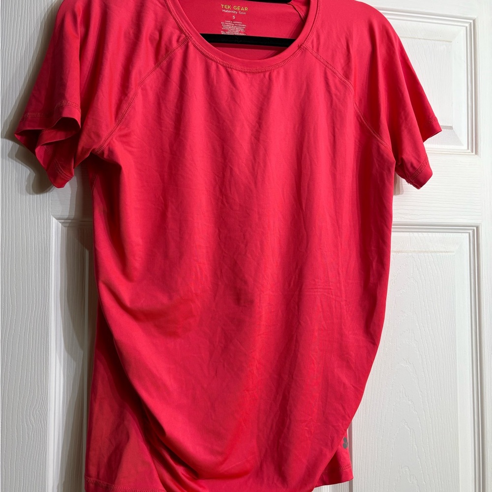 Tek Gear Vibrant Red Short Sleeve Tee